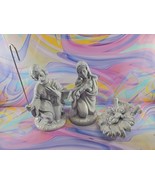 Vintage 1980s 5 Piece Ceramic Nativity 8&#39;&#39;, Jesus/Mary/Joseph/Manger Read - $642.78 MXN