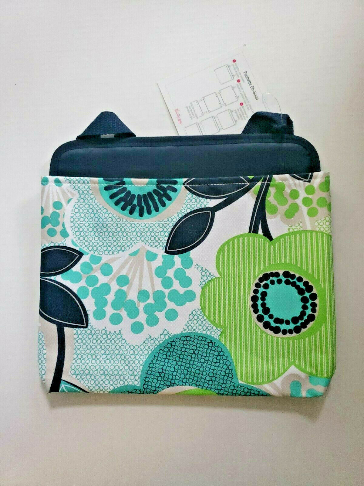 Thirty One Retired OH SNAP POCKET in FABULOUS FLORAL navy, green, teal SKU U11 - $24.99