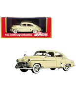 1950 Chevrolet Fleetline DeLuxe 4-Door Sedan Moonlight Cream Limited Edition  - $112.00