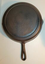 BSR Century No. 8 Cast Iron 10 5/8" Skillet with Heat Ring 2 on the Handle image 2