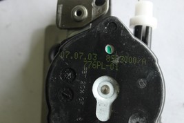 2004-2007 VOLKSWAGEN TOUAREG RIGHT PASSENGER FRONT SEAT MOTOR REGULATOR J1881 image 6