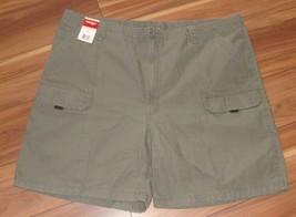 Wrangler Cargo Pocket Shorts Men&#39;s Size 46 NEW - £19.35 GBP