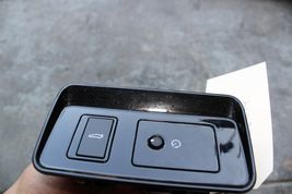 2017 JAGUAR XE SEDAN FRONT DASH TRUNK OPENER AND SPEEDOMETER LIGHT CONTROL X2479 image 4