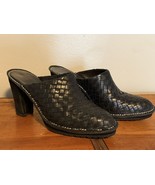 Donald J. Pliner Sport Busy Italian Slip On Woven Leather Mules Black Si... - $469.63 MXN Donald J. Pliner Sport Busy Italian Slip On Woven Leather Mules Black Si... - $469.63 MXN