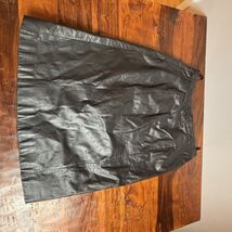 Pelle Cuir vintage Black Leather midi pencil  Skirt in size 16 - $33.96