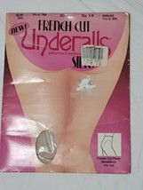 Vintage Hanes French Cut Underalls Silks Pantyhose &amp; Panties Size A-B Buff - $150.97 MXN