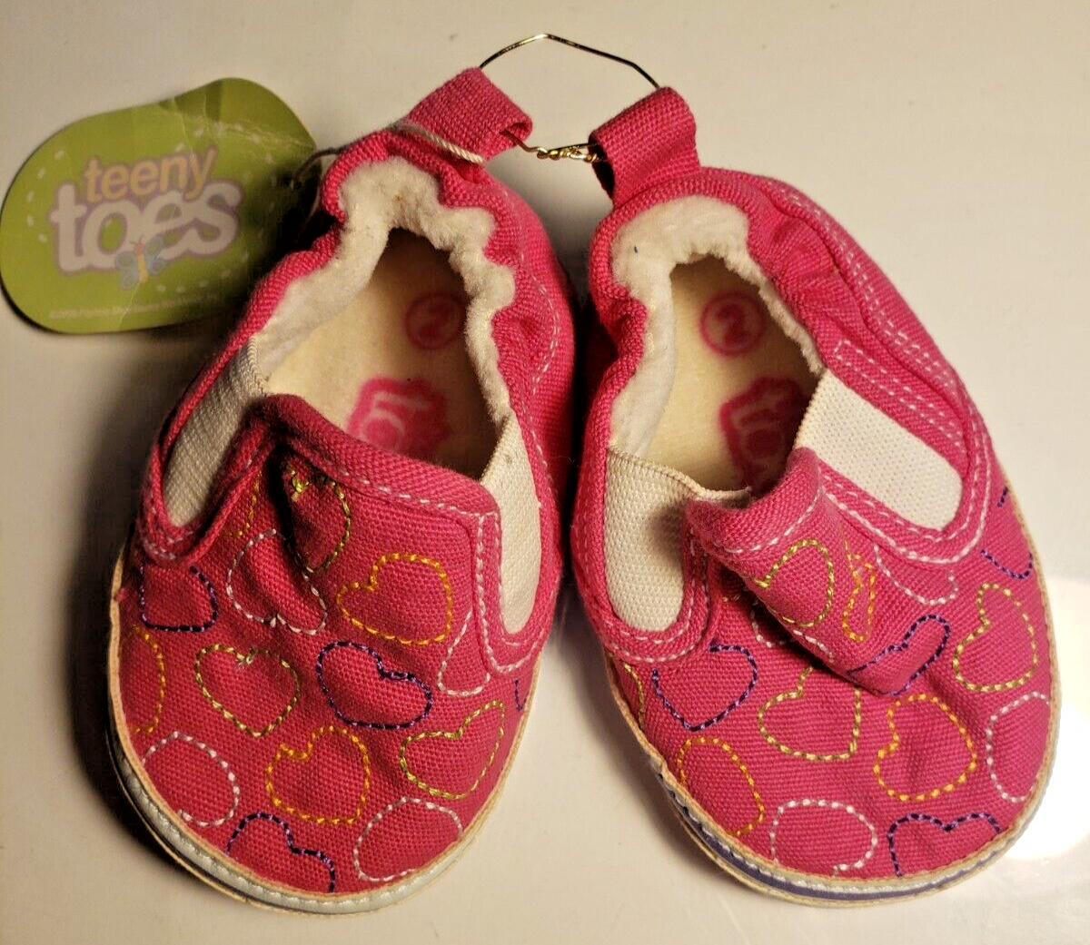 TEENY TOES INFANT BABY SHOES SLIP ON - PINK HEARTS - SIZE 2 - $10.99