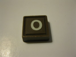 1968 3m bookshelf Quinto Board Game Piece: Brown #0 Square - $1.00