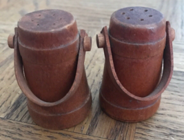 Antique Bucket With Handle Salt And Pepper Shakers-VERY RARE VINTAGE-SHI... - $4,113.81 MXN