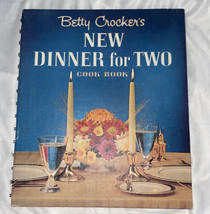 Betty Crocker&#39;s New Dinner For Two Cookbook 1964 First Edition Second Printing - £13.42 GBP
