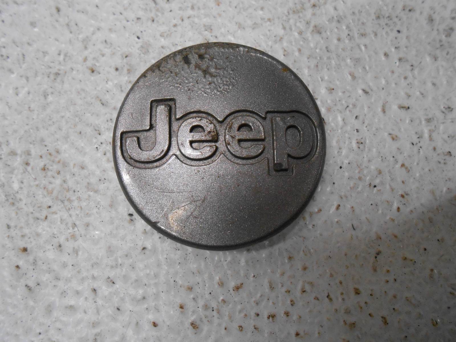 97-06 JEEP Cherokee Wrangler Wheel Center Hubcap Hub Cover Cap OEM 78071-l - $17.99