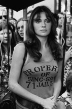 jacqueline bisset sexy pose in strapless t-shirt Thief Who Came to Dinne... - £18.79 GBP