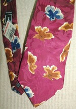 NEW Ted Lapidus Neck Tie/Necktie Silk purple floral pattern 56&quot;x3.5&quot; blu... - $253.75 MXN