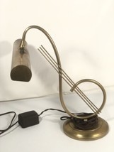 Vintage Brass Treble Clef Piano Desk Lamp Display No Bulb Untested - £55.65 GBP