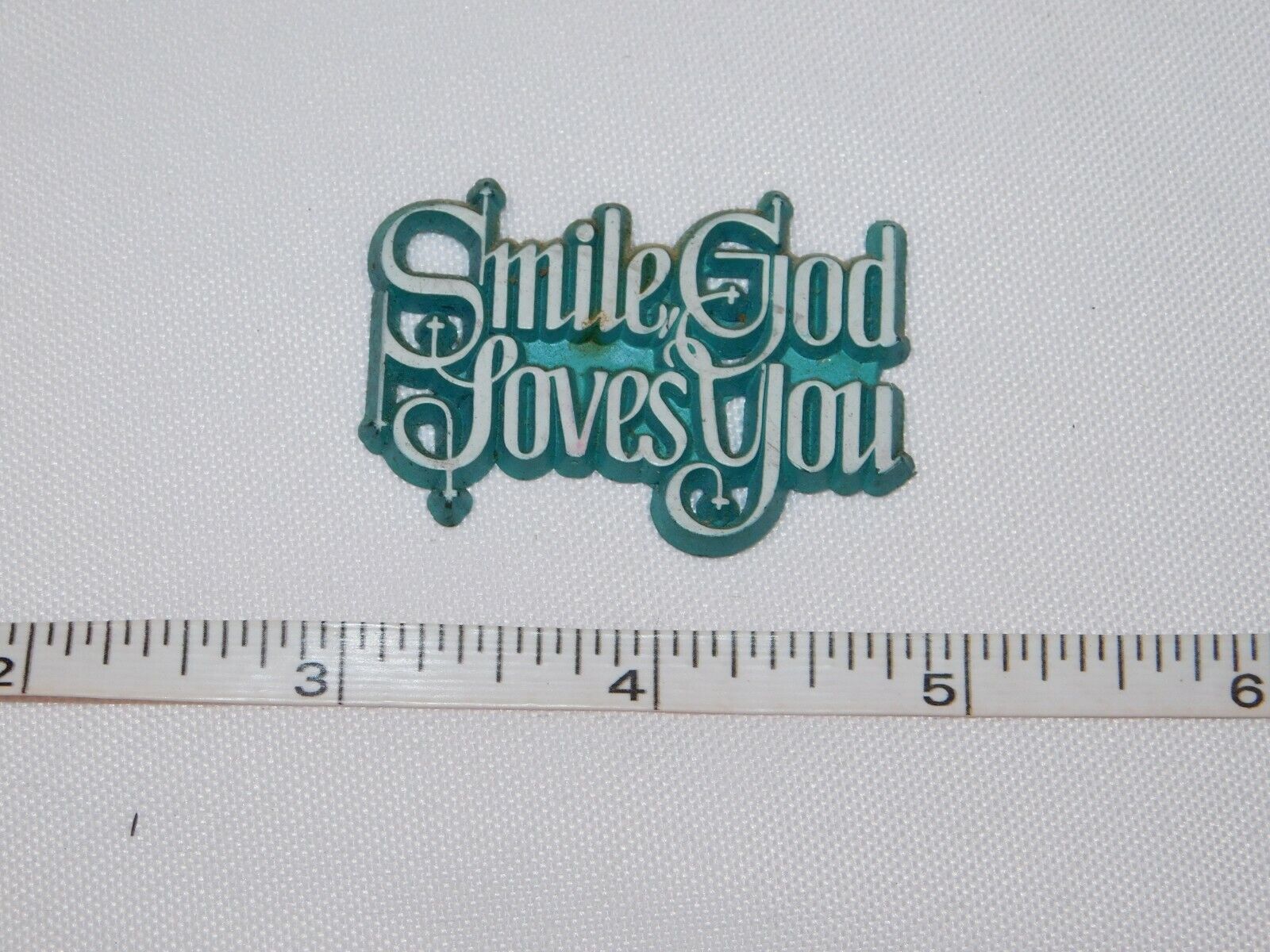 Smile God Loves You 1 1/2&quot; x 1 1/4&quot; fridge magnet refrigerator Pre-owned - $19.79