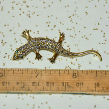 Vintage costume jewelry green rhinestone lizard reptile gecko animal Bro... - £11.82 GBP