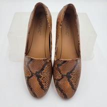 Womans Vionic North Willa Boa Expreso Snake print Flats Size 7 - $31.77