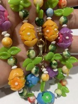 Vintage Flower Necklace, 60s Plastic Flower Beads 30” - £67.93 GBP