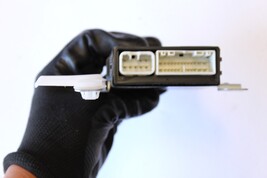 1999-2003 LEXUS RX300 MULTIPLEX NETWORK MODULE K3286 image 3