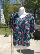 Nwt Zac&amp;Rachel Navy Floral Print Top L - $19.99