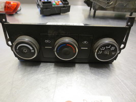 Manual Climate Control HVAC Assembly From 2012 GMC Sierra 1500  5.3 2280... - $105.00
