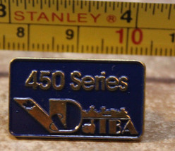 V&amp;D IBA 450 Series Canada Air Airplane Airlines Pin - $10.90