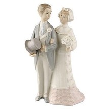 Lladro &quot;Bride &amp; Groom&quot; #4808 Couple Getting Married Good Condition Retired Piece - $187.09