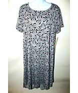 Lularoe OUT-OF-PRINT DISNEY   CARLY  DVC  RARE Vintage LOOK Disney    M - $37.99