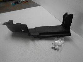 2011 Cadillac CTS Front Upper Air Inlet Housing - $46.99