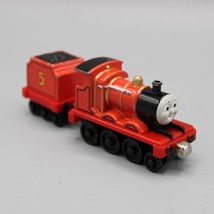 Thomas &amp; Friends &quot;James&quot; &amp; Tender 2002 Gullane Learning Curve Die-Cast Magnet - £7.90 GBP