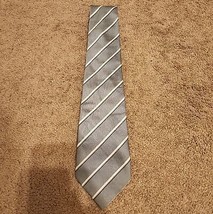 Donald Trump Gray and White stripped signature collection tie - £15.48 GBP