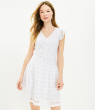 New Ann Taylor LOFT Fit Flare White Lace V-neck Ruffle Sleeve Lined Sz 4 - £39.56 GBP