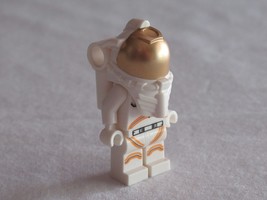 LEGO Astronaut Space Station City Minifigure Female Minifig With Helmet - $8.55