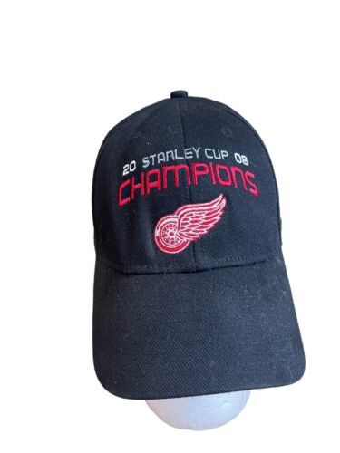 Detroit Red Wing Hat Stanley Cup Champs 2008 Black Strapback Champions One Size - $23.36