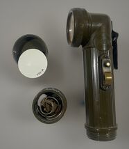 U.S. MILITARY ARMY USMC Niagara TL-122 FIELD FLASHLIGHT Light w/ Lens WO... - $18.99