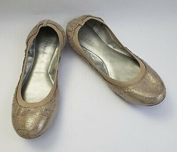 BCBG Generation Shoes Ballet Flats Scrunch Beige Silver Lines Moneli Size 8.5 - £31.61 GBP