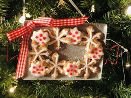 Christmas Ornament Gingerbread Snowflake Cookies on Cookie Sheet New - £11.55 GBP