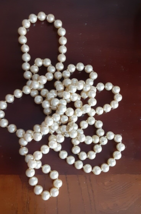 Vintage pearl necklace Signed Marvella Cream faux glass bead knotted bead neckla - £30.06 GBP