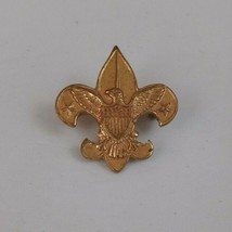 Vintage Fleur De Lis With US Forces Eagle Gold Tone Lapel Hat Pin - £4.18 GBP
