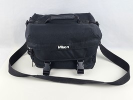 Nikon Black Nylon Camera Bag SLR Large 13&quot; wide Adjustable padded inserts - $24.74