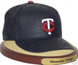 Minnesota Twins Baseball Cap Desk Figure New Greatgift - £20.52 GBP
