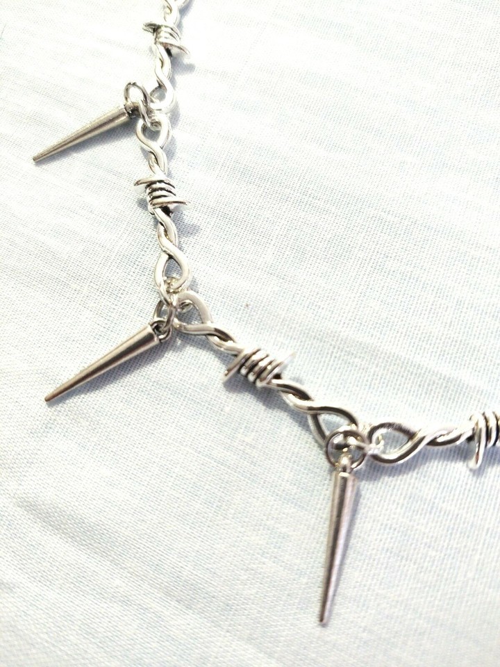 BARB WIRE WITH 5 SPIKE CHARMS GOTHIC BARBED WIRE TWIST CHAIN NECKLACE 17" - 19" Item image 2