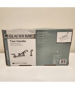 Glacier Bay Constructor Double Handle Kitchen Faucet with Side Sprayer - $826.67 MXN