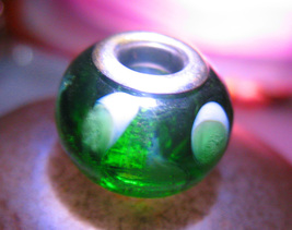 Haunted 33X CAST BEAD WEALTH MONEY MAGICK GREEN MURANO Witch Cassia4  image 2