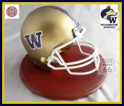 WASHINGTON HUSKIES FOOTBALL HELMET FIGURE ON WOOD BASE - £32.61 GBP