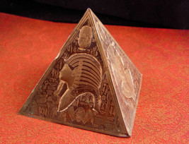 Vintage Art Deco Pyramid - Exotic hand hammered relief - Egyptian paperw... - £75.66 GBP