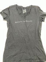 Under Armour Believe in Heroes Top Womens Sz Medium Black V-Neck Semi- Fitted - £7.49 GBP