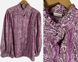 Vintage 1960s Blouse High Ruffle Neck Purple Paisley Button Up Secretary... - $1,300.51 MXN