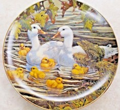Lowell Davis Collector Plate &quot;Bustin With Pride&quot; Duck Family Big Green Frog - £14.73 GBP