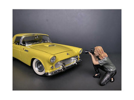 Weekend Car Show Figurine III for 1/18 Scale Models American Diorama - £16.06 GBP